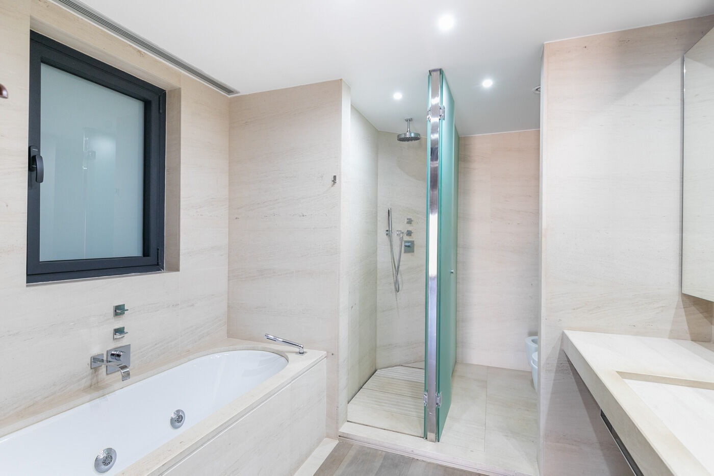 Dzīvoklis Barcelona, Spānijā 3 istabas,  Nr. 141001