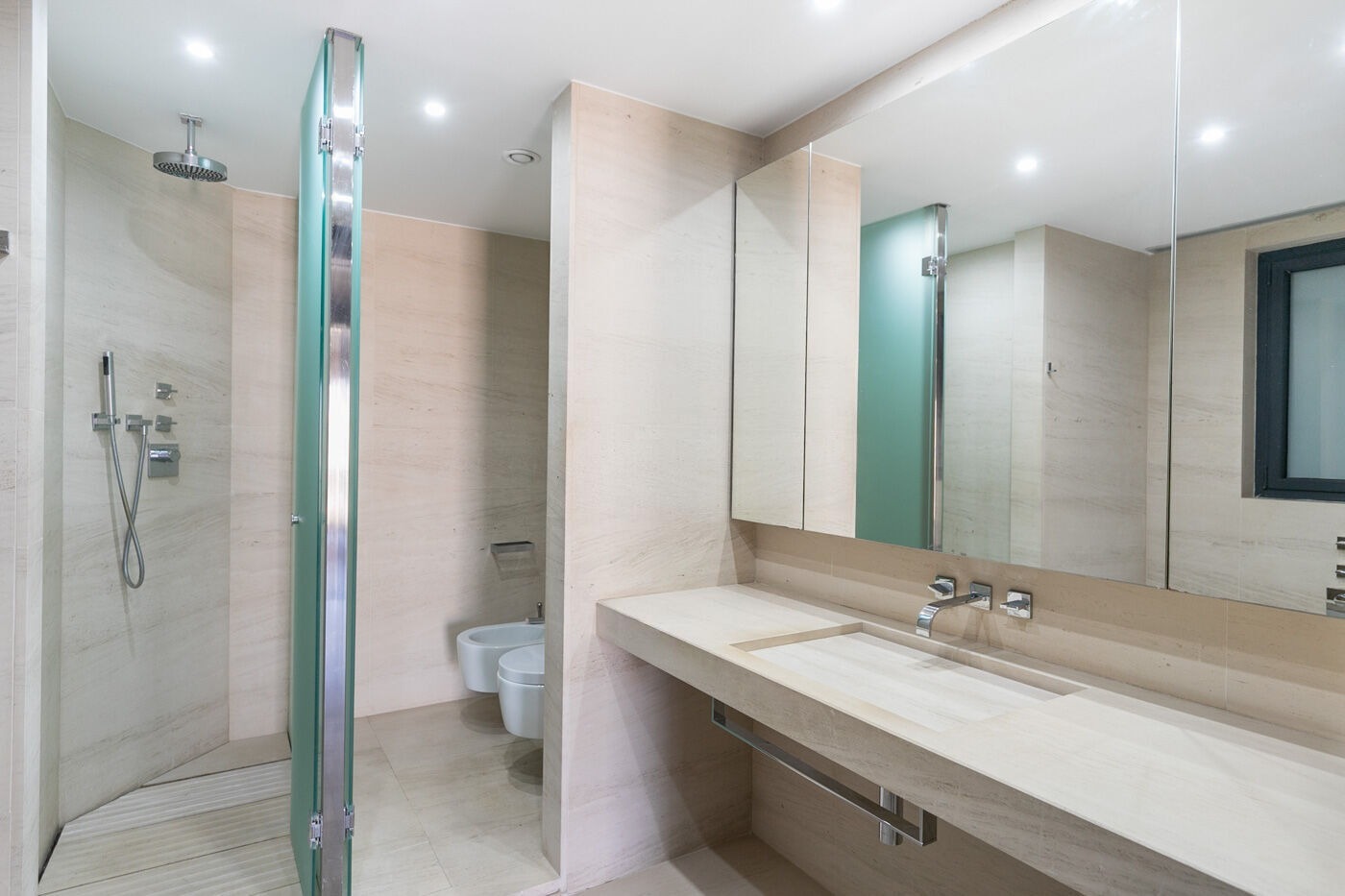 Dzīvoklis Barcelona, Spānijā 3 istabas,  Nr. 141001