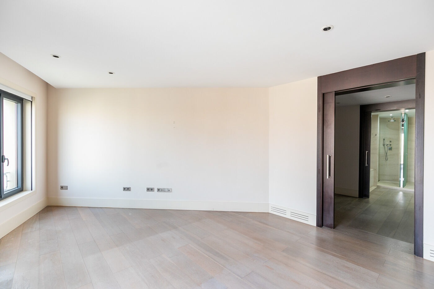 Dzīvoklis Barcelona, Spānijā 3 istabas,  Nr. 141001