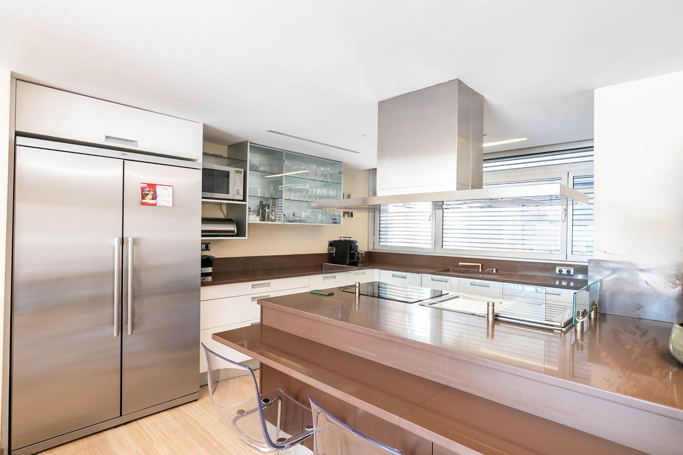 Apartamento en Barcelona, España 5 dormitorios,  No. 140996