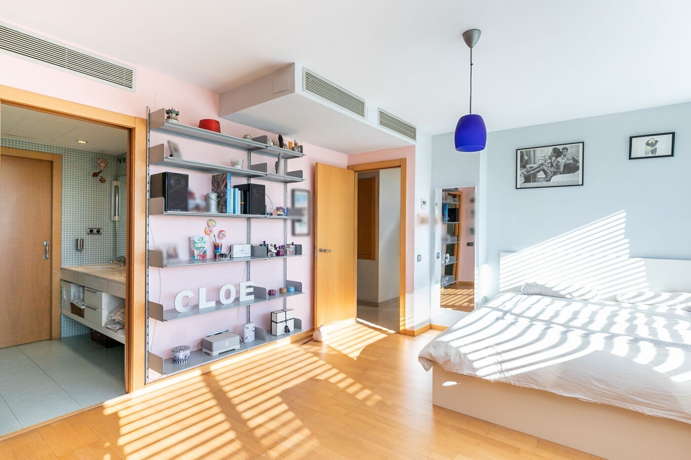 Apartamento en Barcelona, España 5 dormitorios,  No. 140996