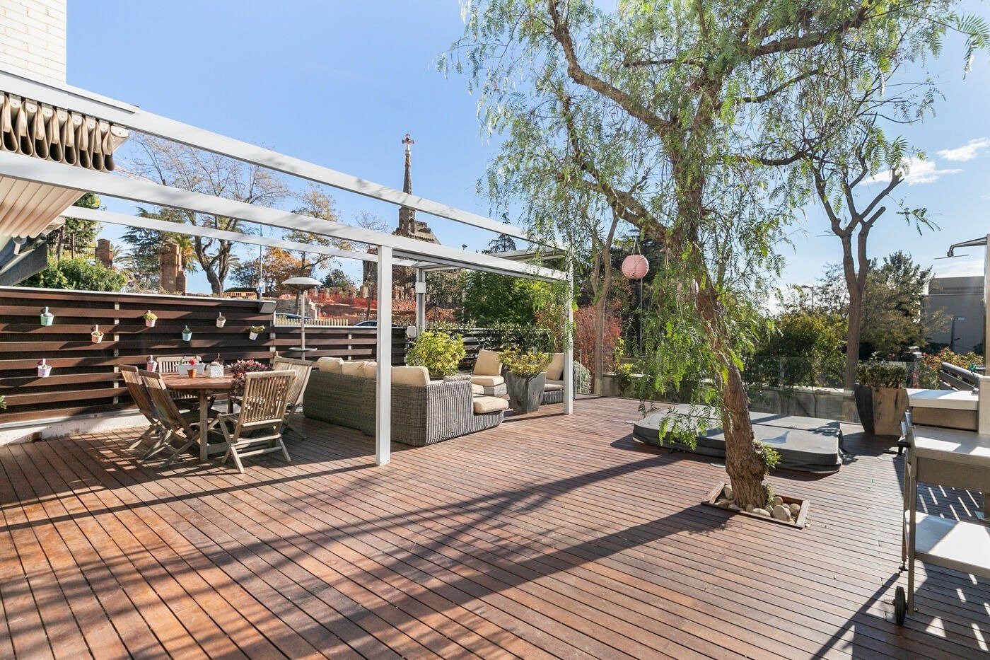 Apartamento en Barcelona, España 5 dormitorios,  No. 140996