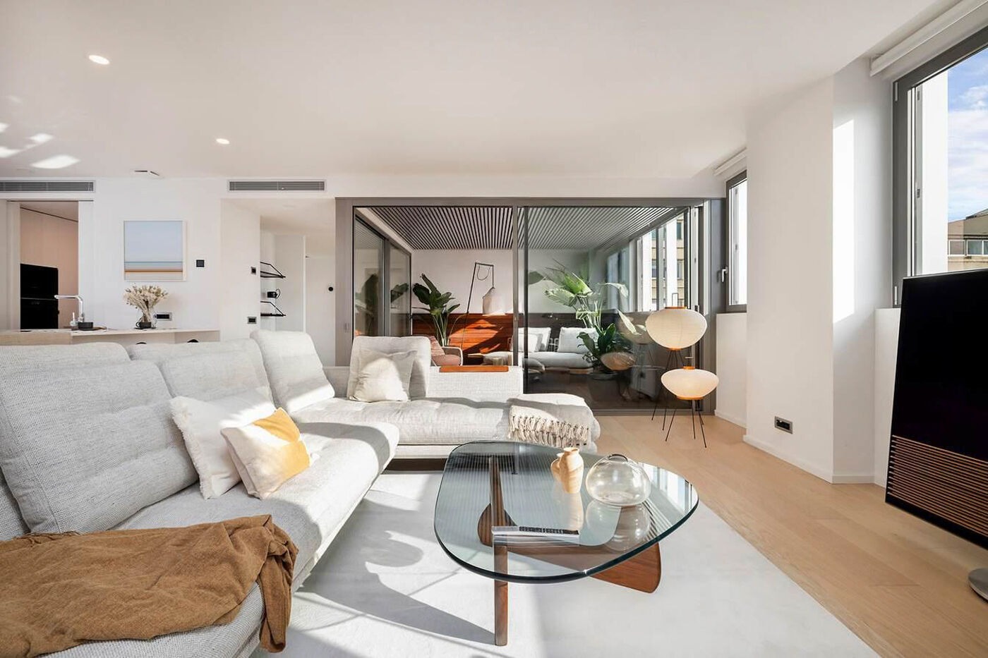 Wohnung in Barcelona, Spanien 4 Schlafzimmer,  Nr. 141002