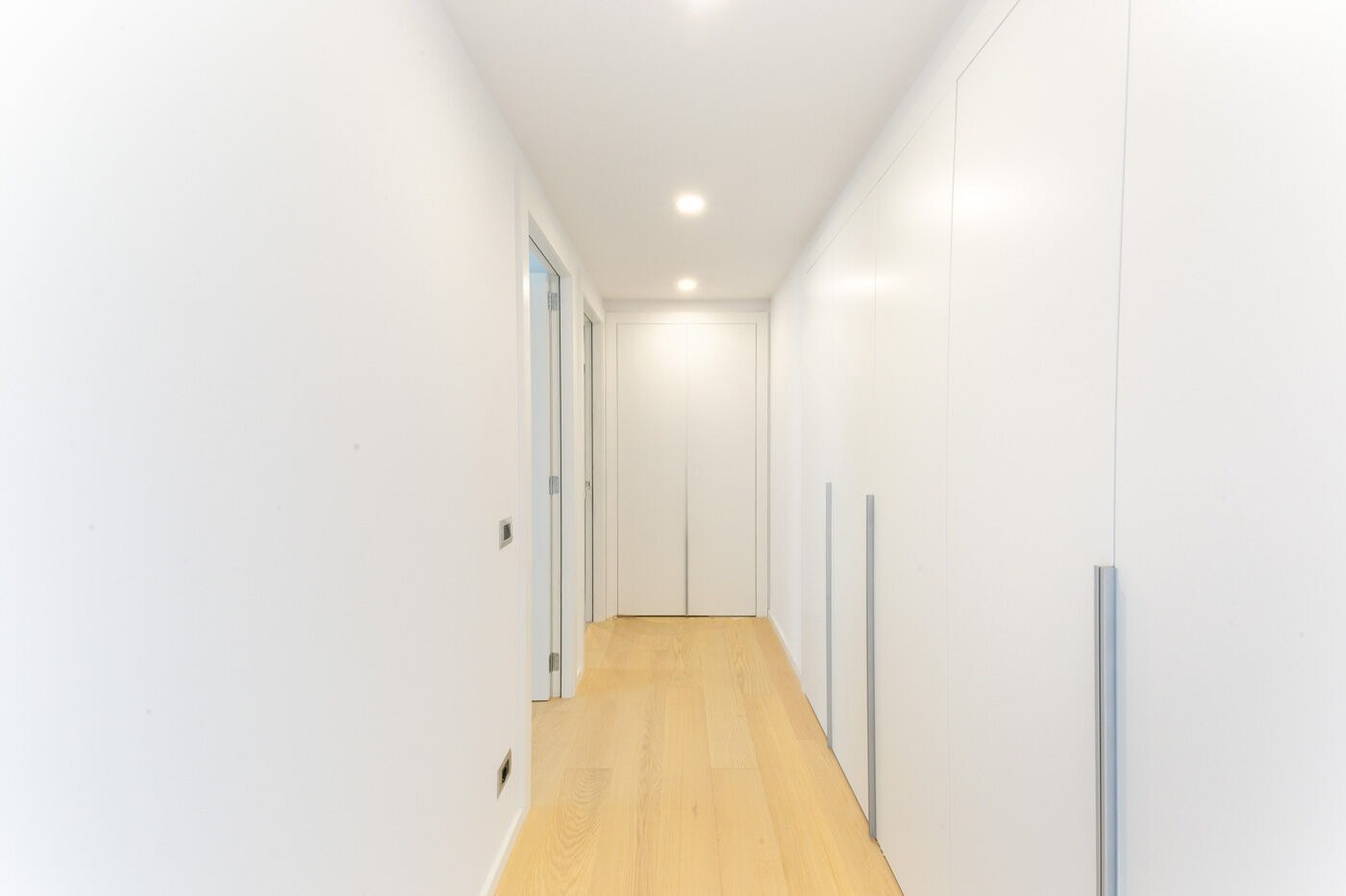 Wohnung in Barcelona, Spanien 4 Schlafzimmer,  Nr. 141002