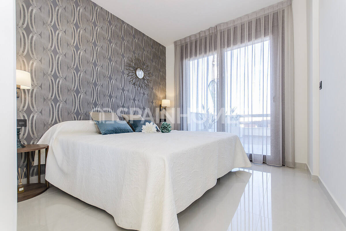 Attico a Torrevieja, Alicante, Spagna 2 camere da letto, 63 mq. N° 161637