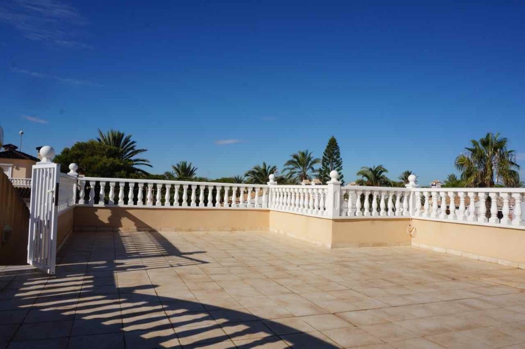 Villa i Cabo Roig, Alicante, Spanien 7 sovrum, 295 kvm. Nr. 144707