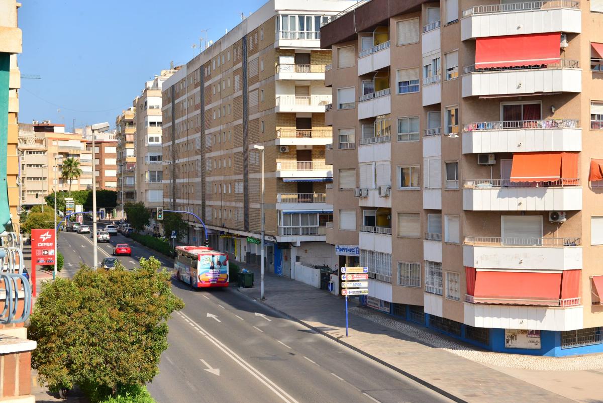 Lägenhet i Torrevieja, Alicante, Spanien 3 sovrum, 71 kvm. Nr. 183763
