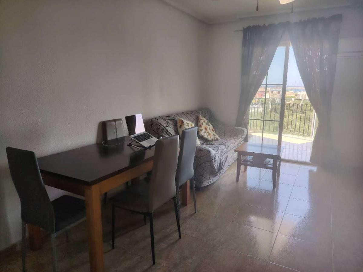 Lägenhet i Torrevieja, Alicante, Spanien 3 sovrum, 71 kvm. Nr. 183763