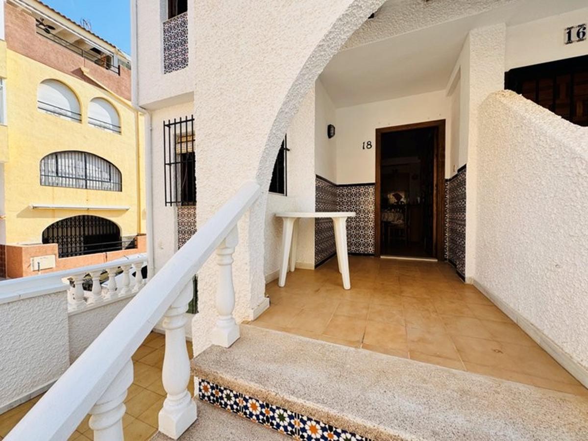 Townhouse à La Mata, Alicante, Espagne 3 chambres, 100 m2 No. 183767