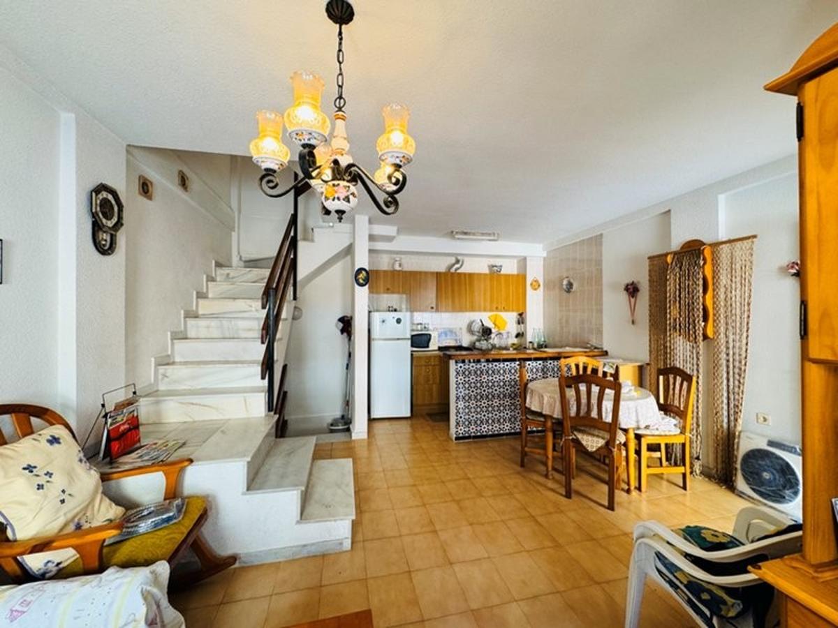Townhouse à La Mata, Alicante, Espagne 3 chambres, 100 m2 No. 183767