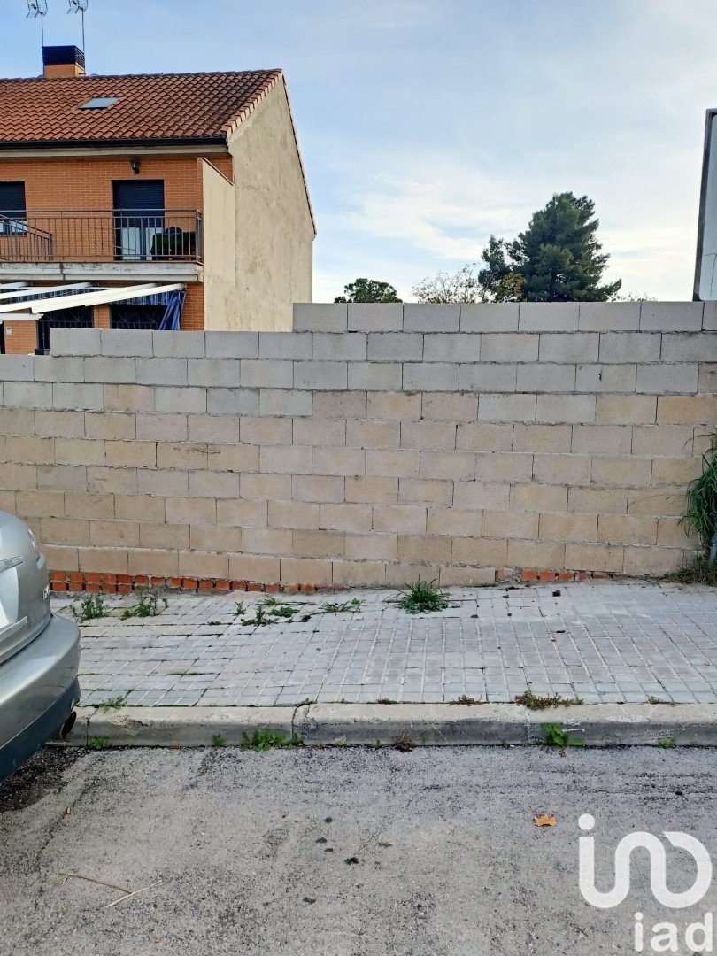 Land plot in Ciempozuelos, Madrid, Spain 201 sq.m. No. 185971