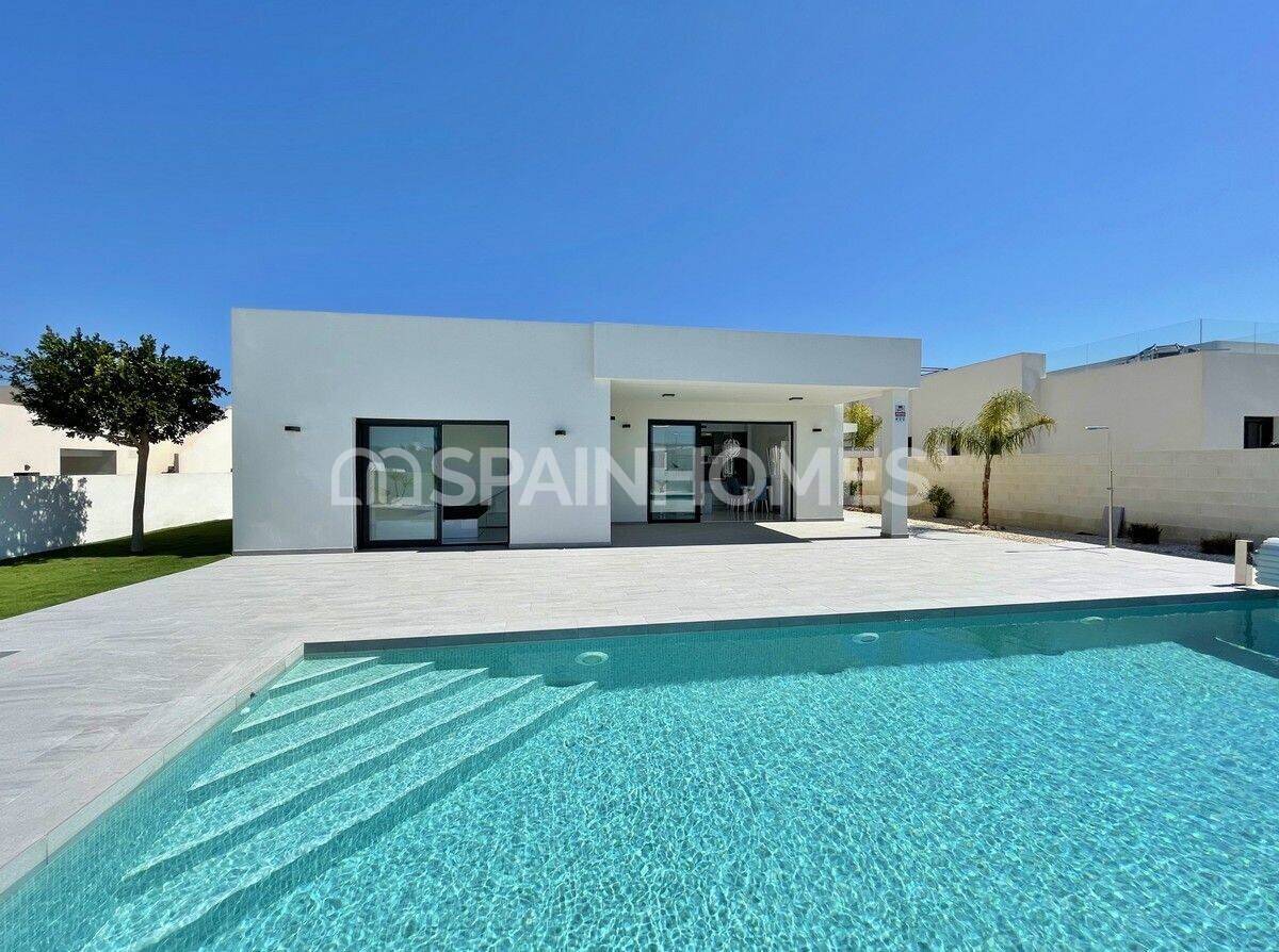 Villa in Rojales, Alicante, Spanien 3 Schlafzimmer, 120 m2 Nr. 144610