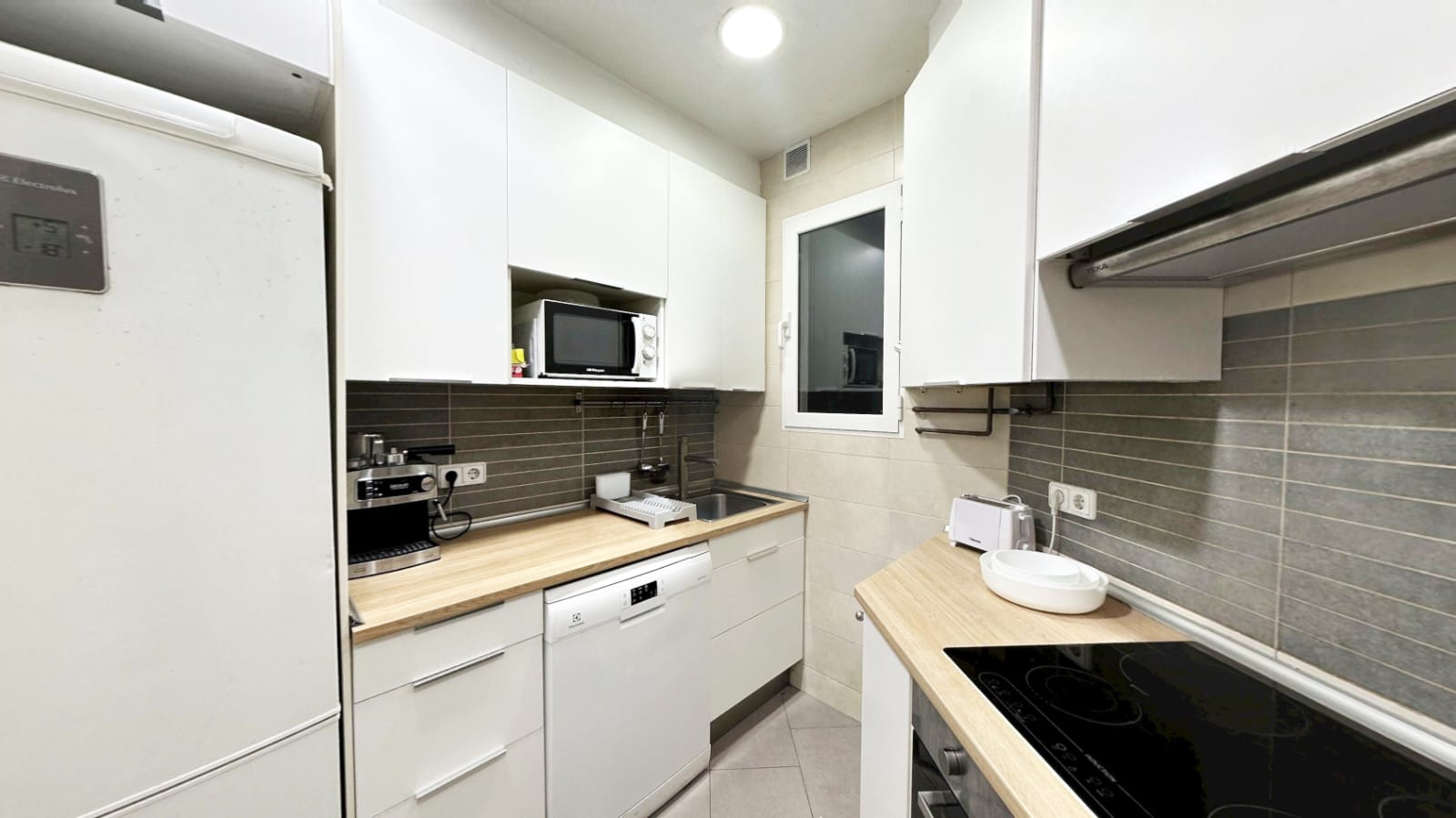 Dzīvoklis Barcelona, Spānijā 3 istabas, 82 m2 Nr. 141059