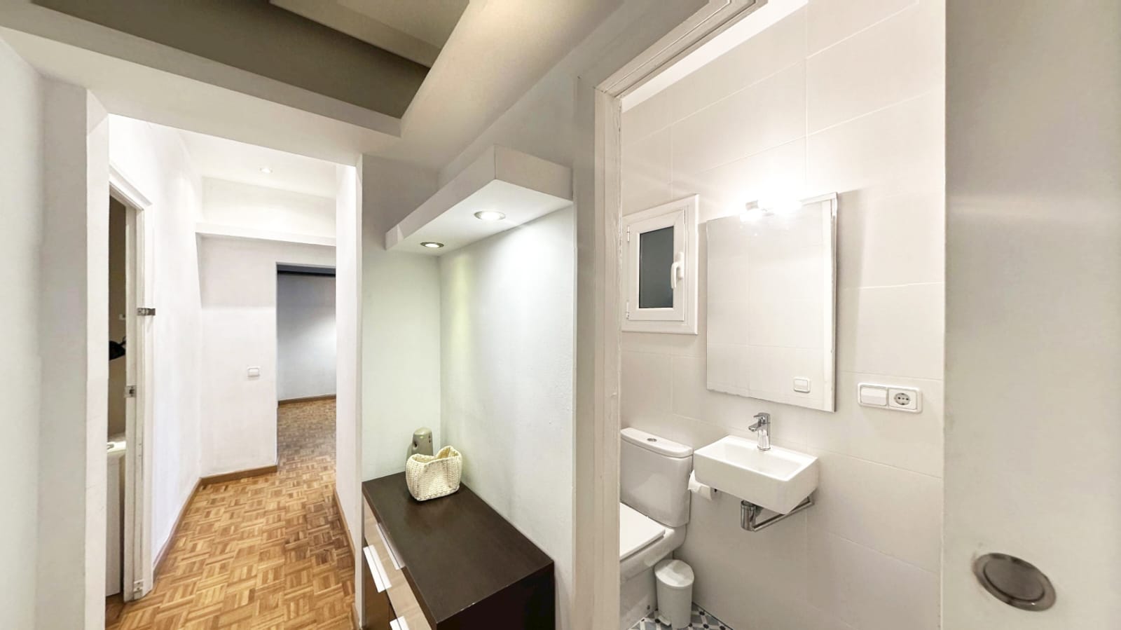 Dzīvoklis Barcelona, Spānijā 3 istabas, 82 m2 Nr. 141059