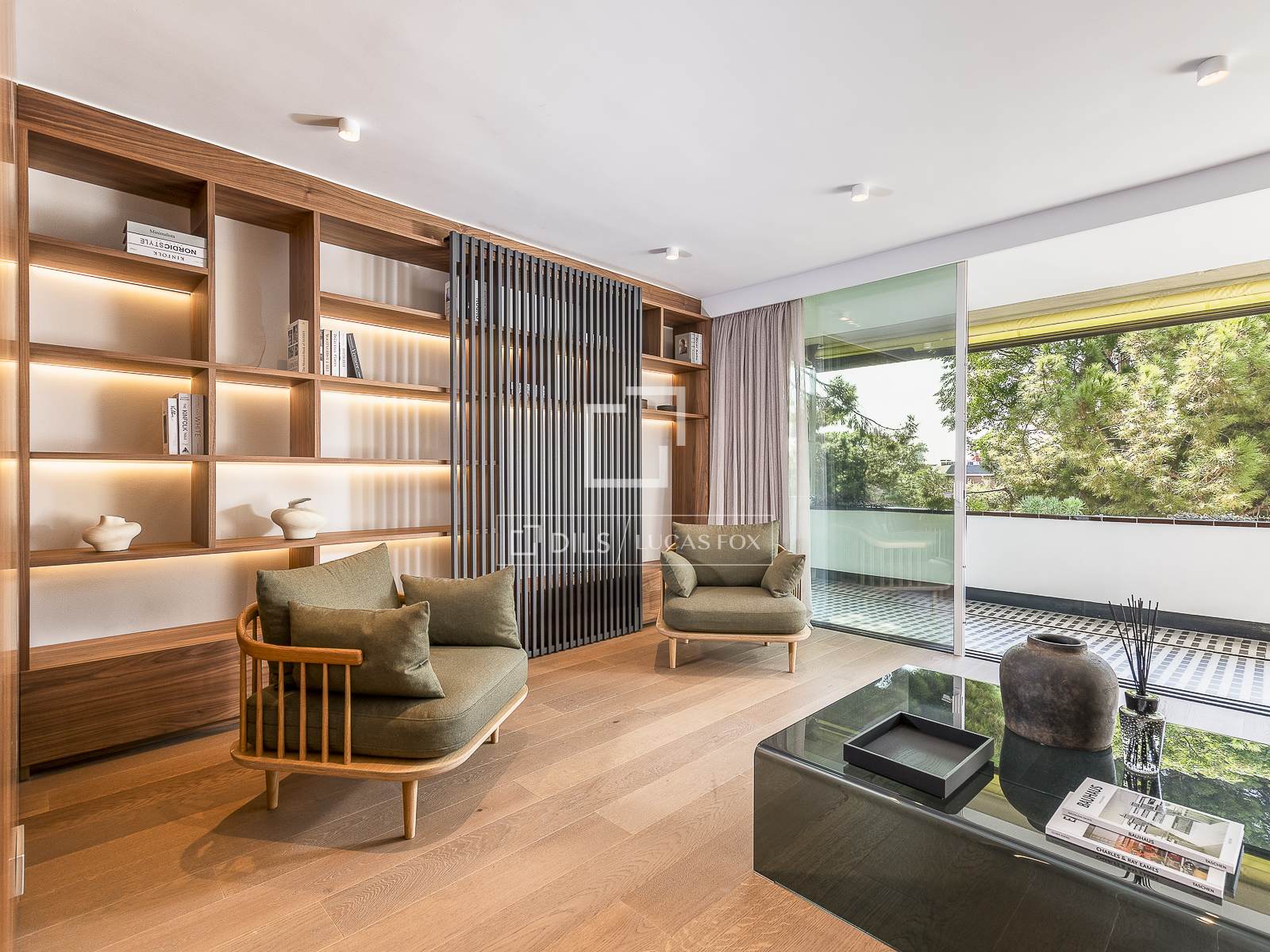 Apartment in Barcelona, Spain 6 bedrooms, 260 sq.m. No. 150837