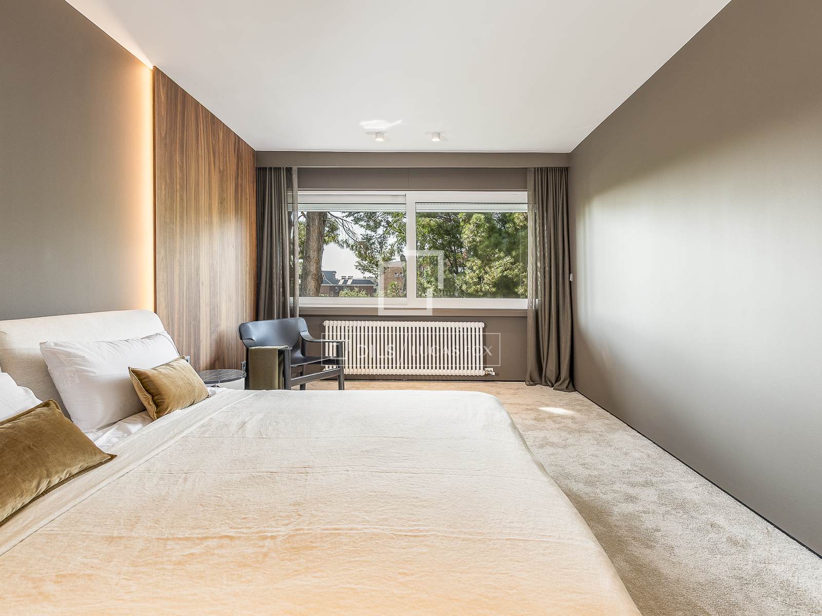 Apartment in Barcelona, Spain 6 bedrooms, 260 sq.m. No. 150837