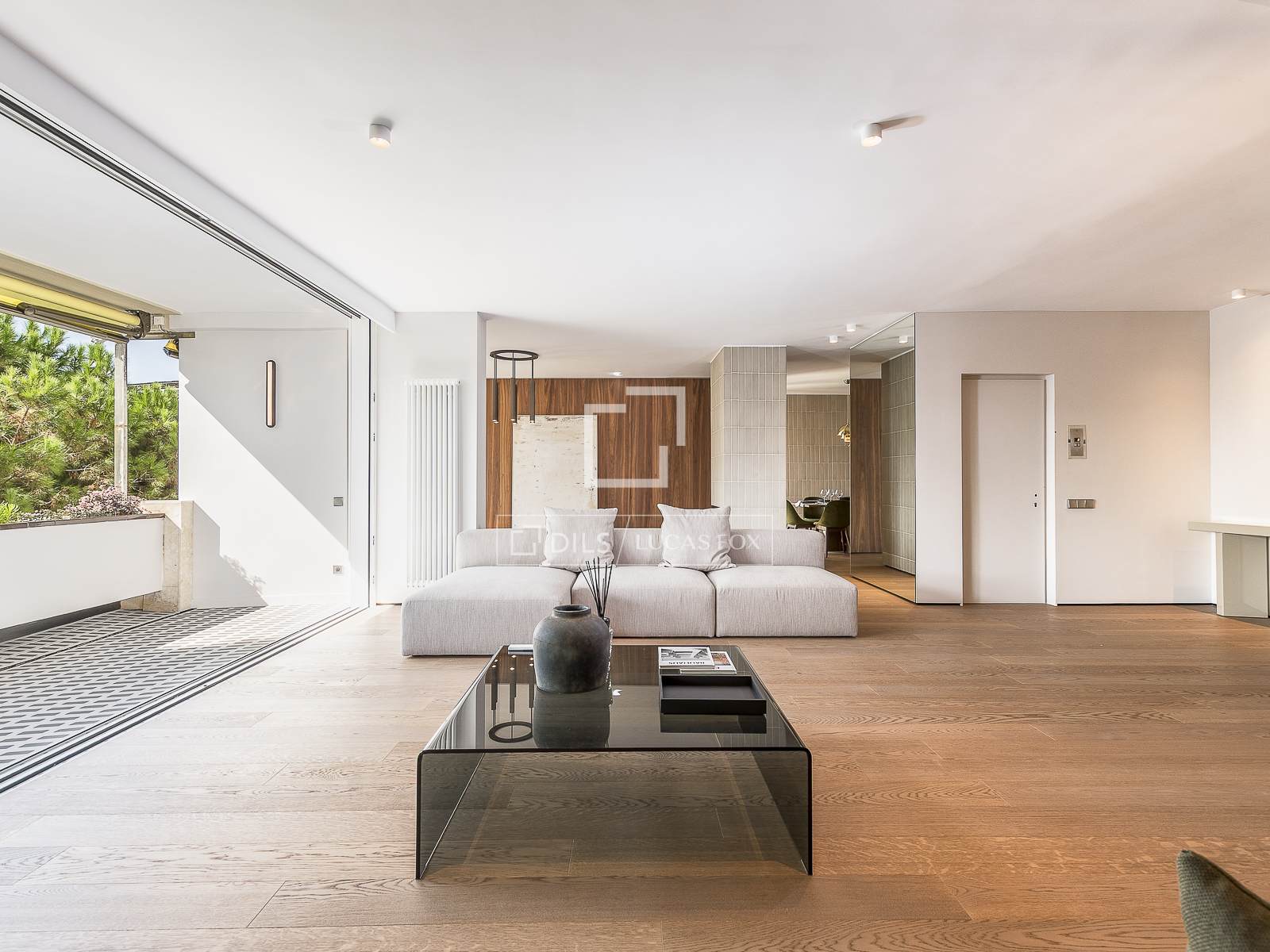 Apartment in Barcelona, Spain 6 bedrooms, 260 sq.m. No. 150837