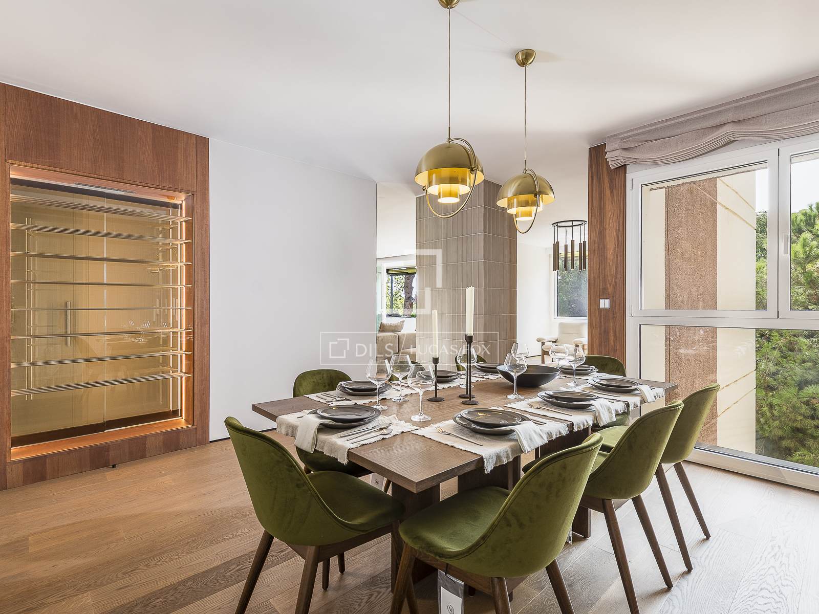 Apartment in Barcelona, Spain 6 bedrooms, 260 sq.m. No. 150837