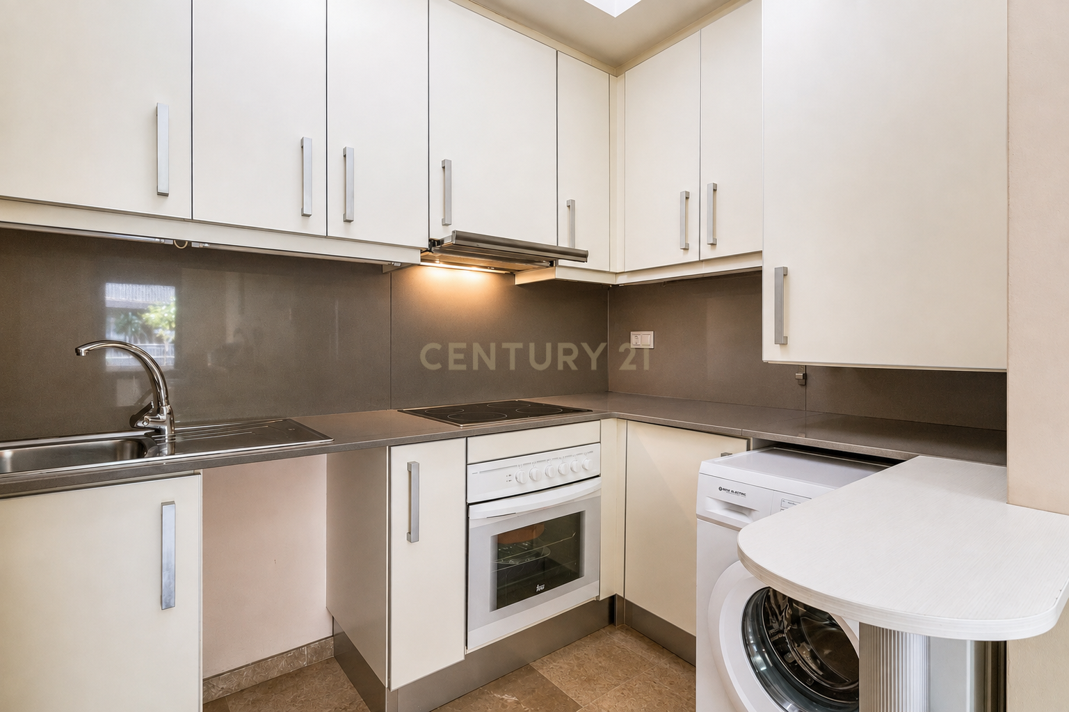 Huoneisto Barcelona, Espanja 2 makuuhuonetta, 85.27 m2 No. 196845
