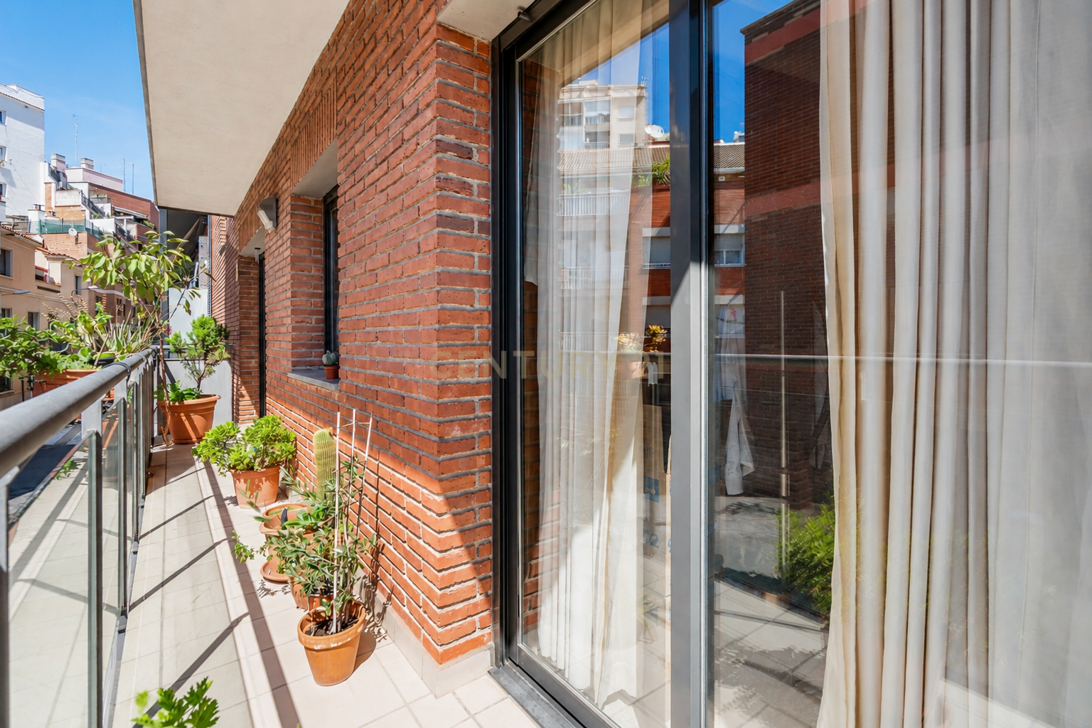 Huoneisto Barcelona, Espanja 2 makuuhuonetta, 85.27 m2 No. 196845