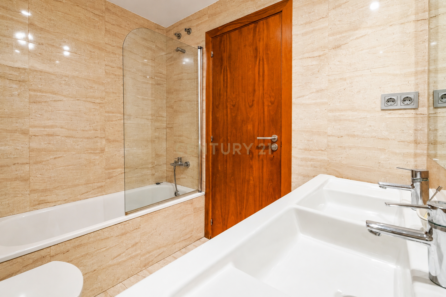 Huoneisto Barcelona, Espanja 2 makuuhuonetta, 85.27 m2 No. 196845