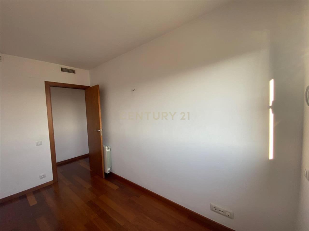 Talo Vic, Barcelona, Espanja 3 makuuhuonetta, 137 m2 No. 167195