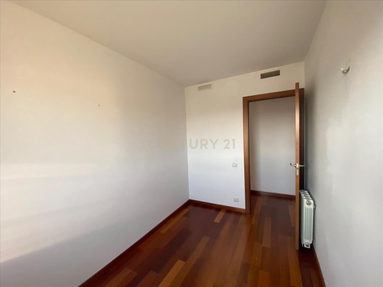 Talo Vic, Barcelona, Espanja 3 makuuhuonetta, 137 m2 No. 167195