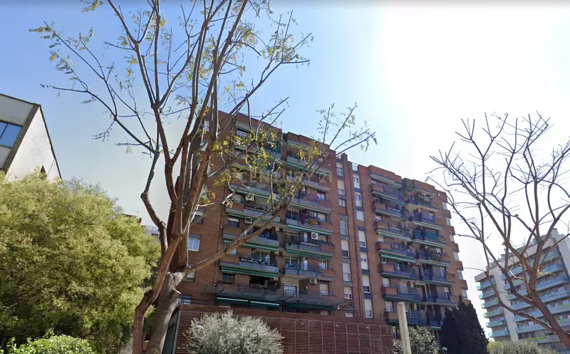 Retail store in Esplugues de Llobregat, Barcelona, Spain 98 sq.m. No. 167194