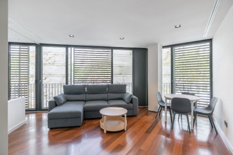 Apartment à Barcelona, Espagne 2 chambres,  No. 140972