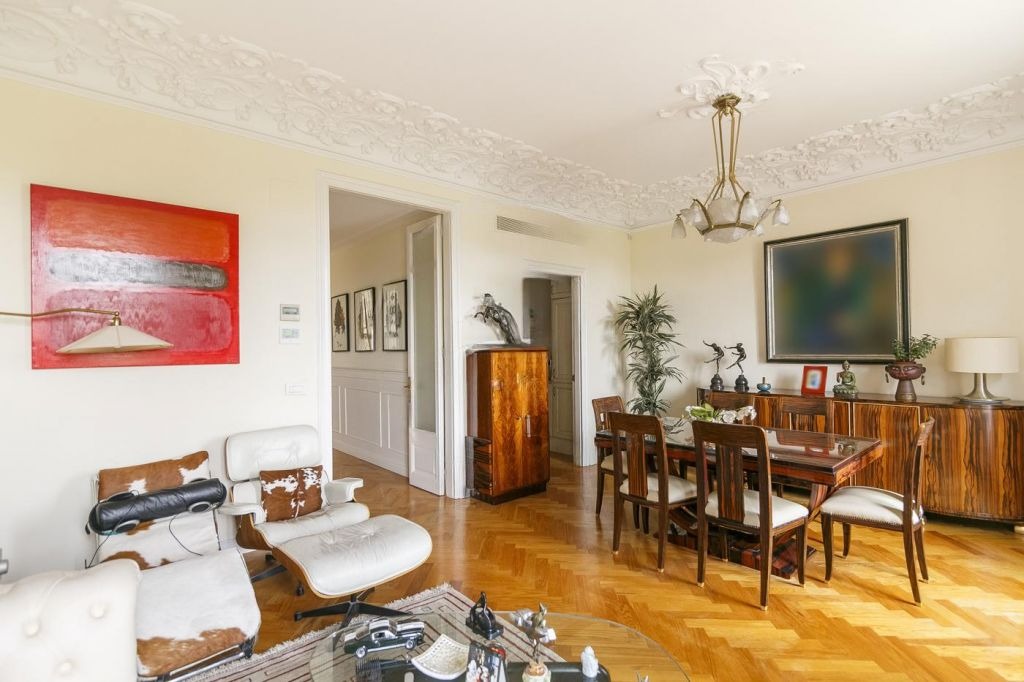 Lägenhet i Barcelona, Spanien 4 sovrum,  Nr. 140970