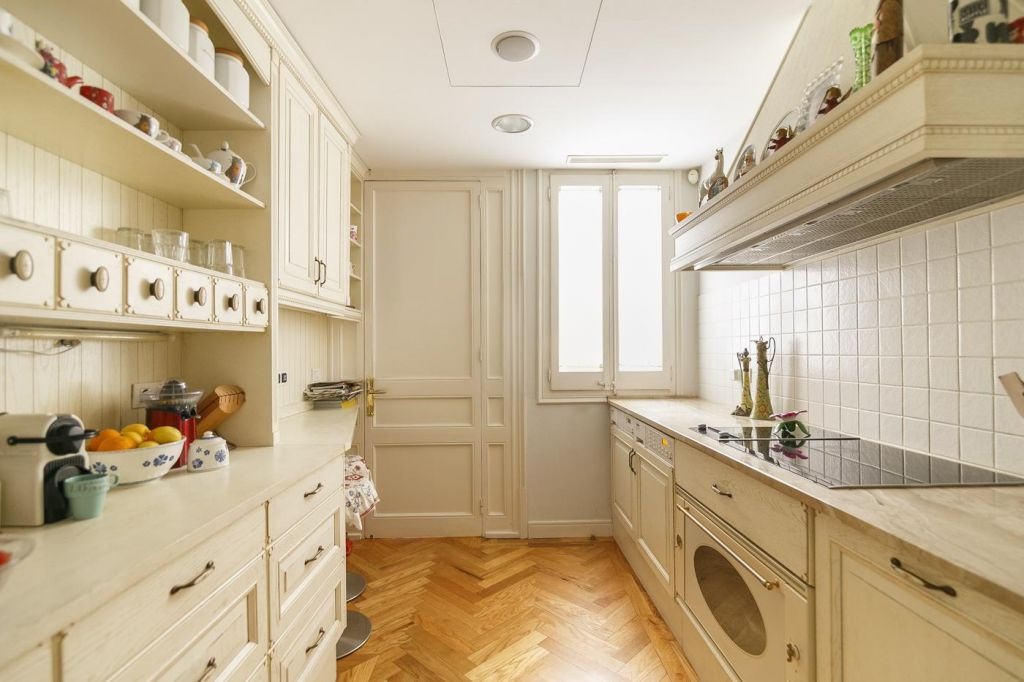 Lägenhet i Barcelona, Spanien 4 sovrum,  Nr. 140970