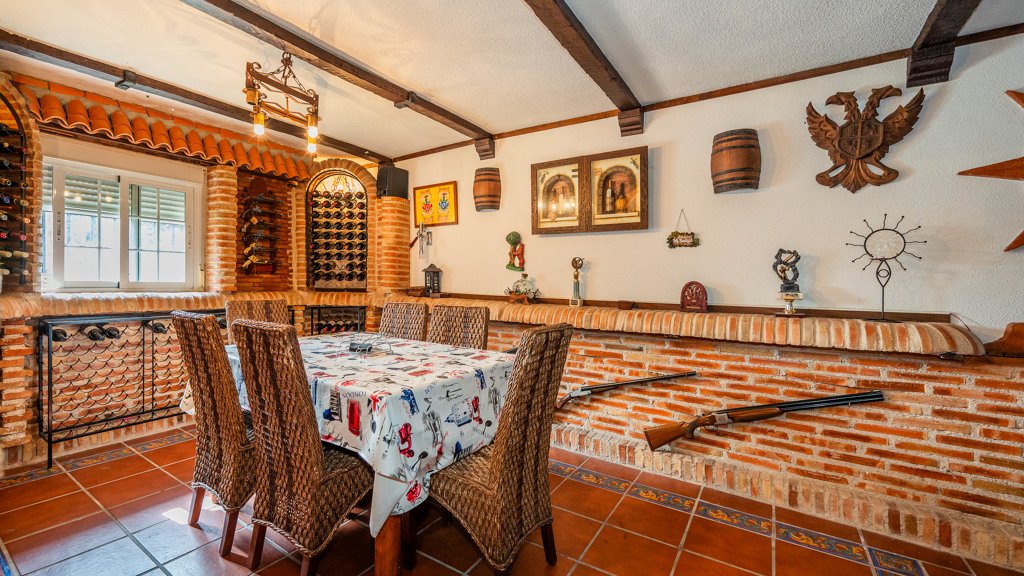 Villetta a schiera a Coslada, Madrid, Spagna 6 camere da letto, 319 mq. N° 96814