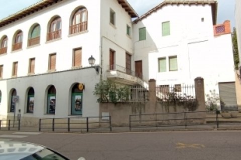 Māja L'Esquirol, Barcelona, Spānijā 15 istabas, 1161 m2 Nr. 173241