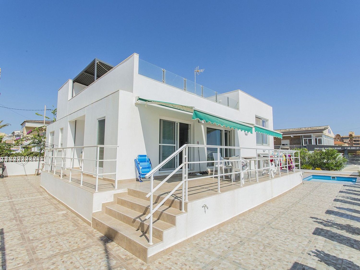 Villa i Torrevieja, Alicante, Spanien 6 sovrum, 167 kvm. Nr. 196312