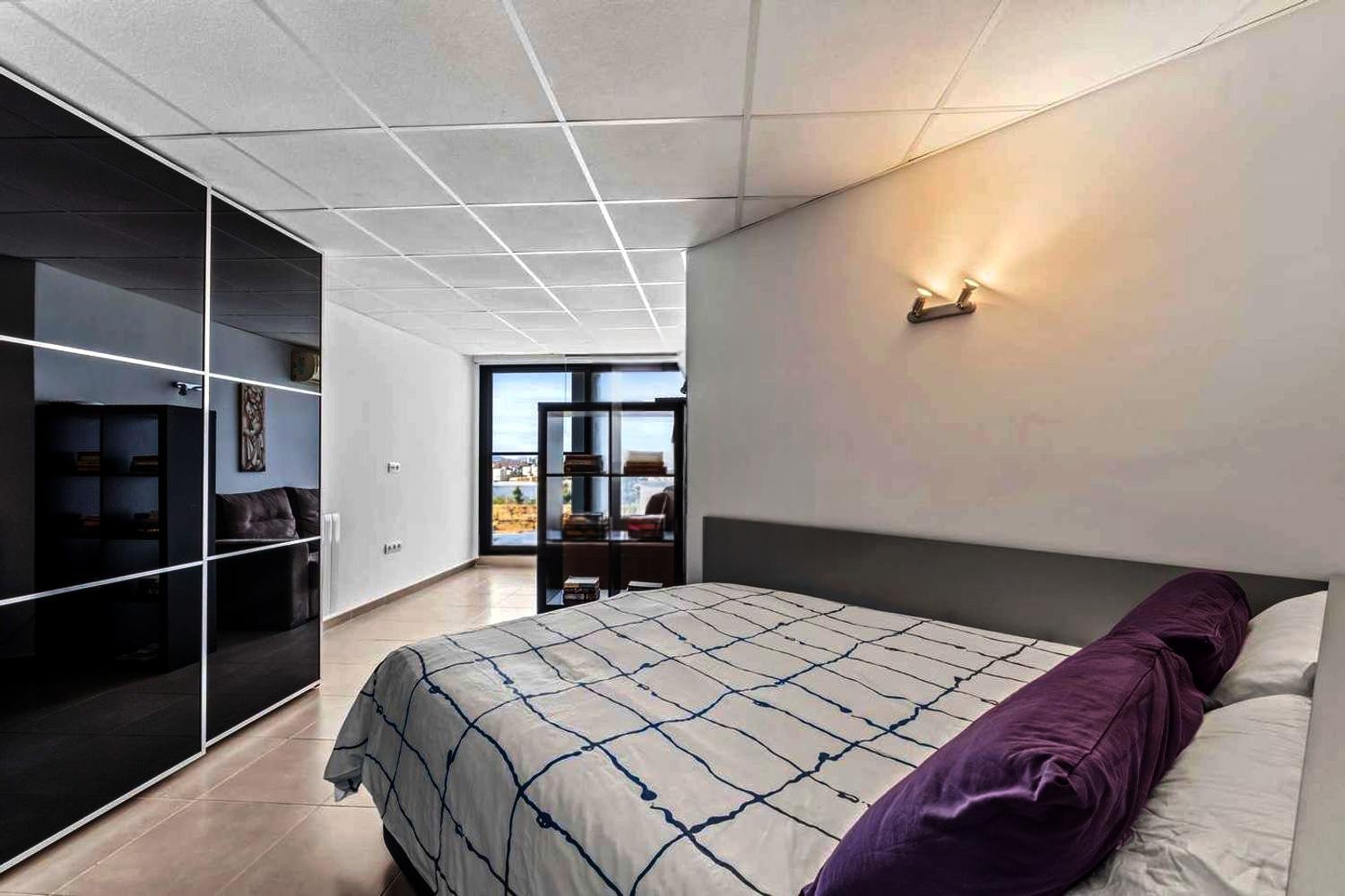 Villa à El Campello, Alicante, Espagne 4 chambres, 452 m2 No. 196311