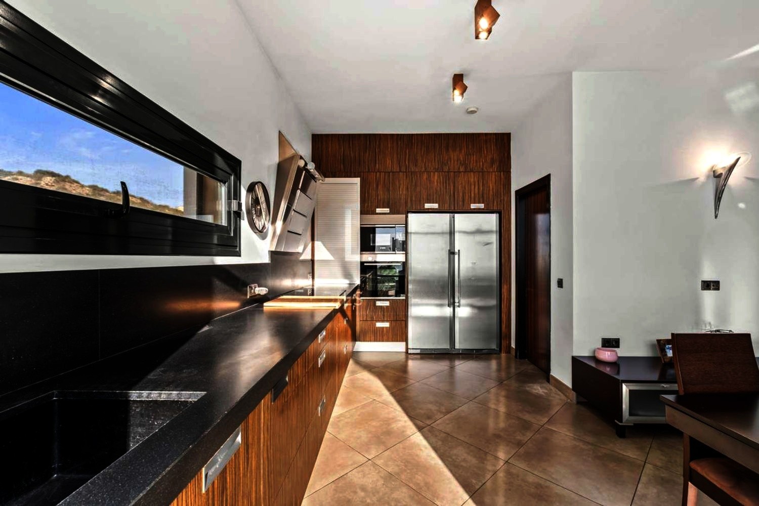 Villa à El Campello, Alicante, Espagne 4 chambres, 452 m2 No. 196311