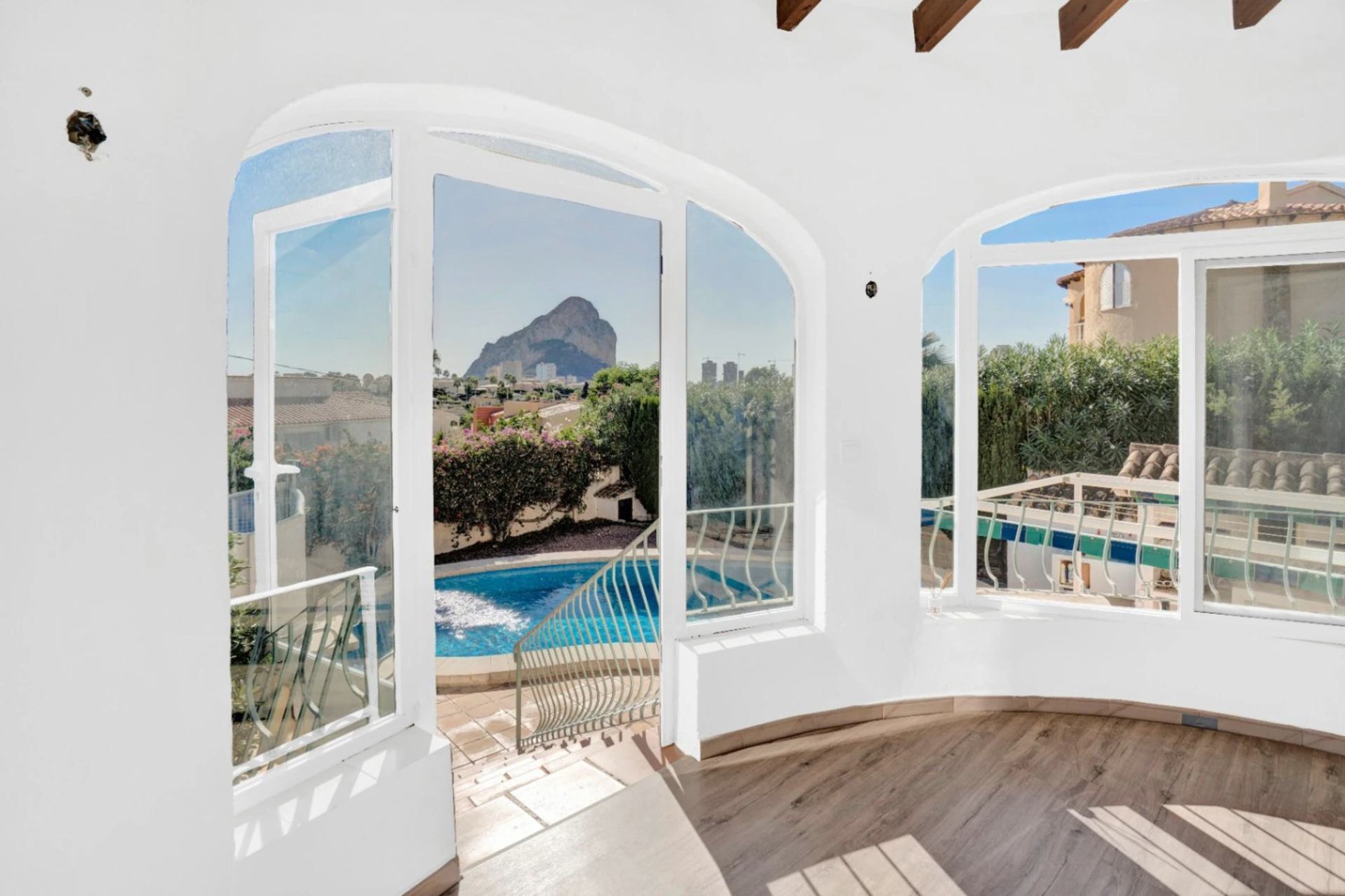 Villa i Calpe, Alicante, Spanien 2 sovrum, 164 kvm. Nr. 196315