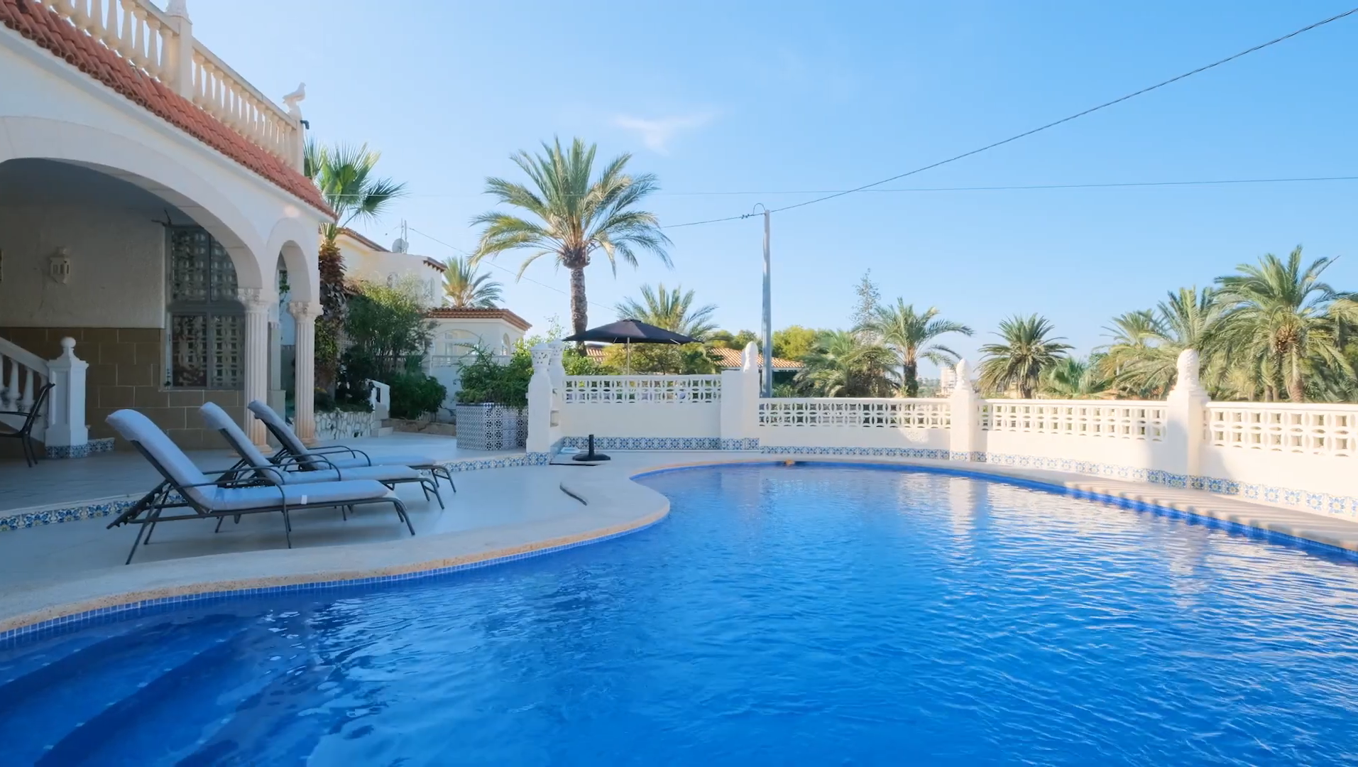 Villa à El Campello, Alicante, Espagne 4 chambres, 345 m2 No. 196314