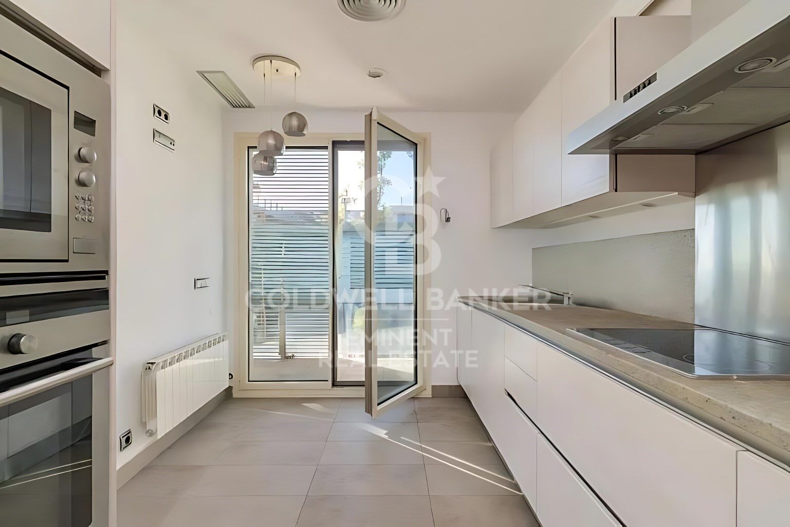 Kattohuoneisto Barcelona, Espanja 3 makuuhuonetta, 205 m2 No. 178625