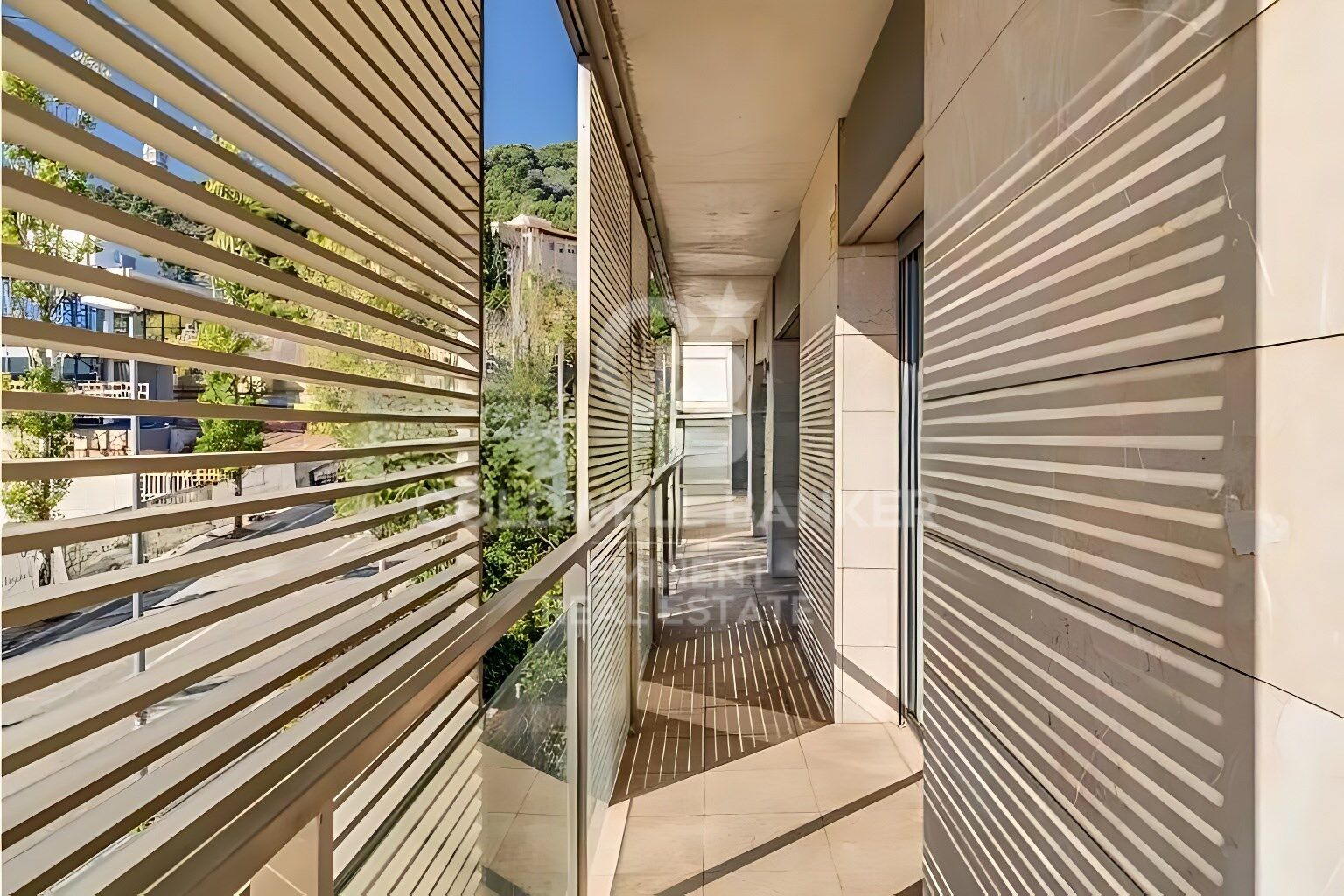 Kattohuoneisto Barcelona, Espanja 3 makuuhuonetta, 205 m2 No. 178625