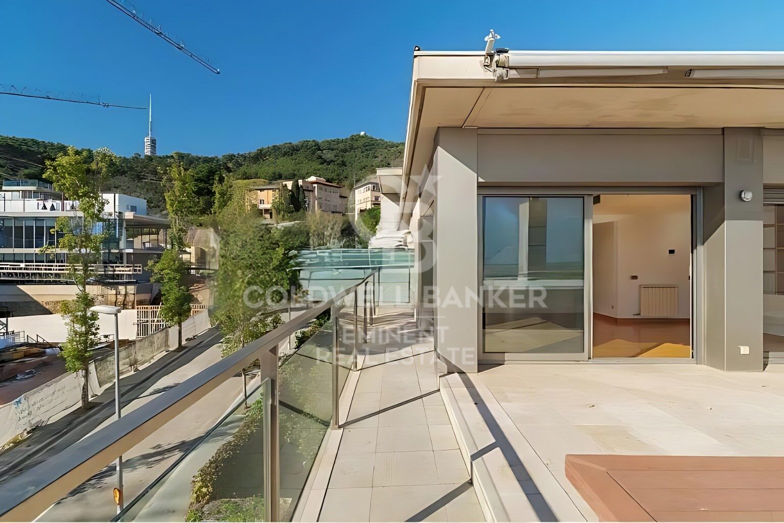 Kattohuoneisto Barcelona, Espanja 3 makuuhuonetta, 205 m2 No. 178625