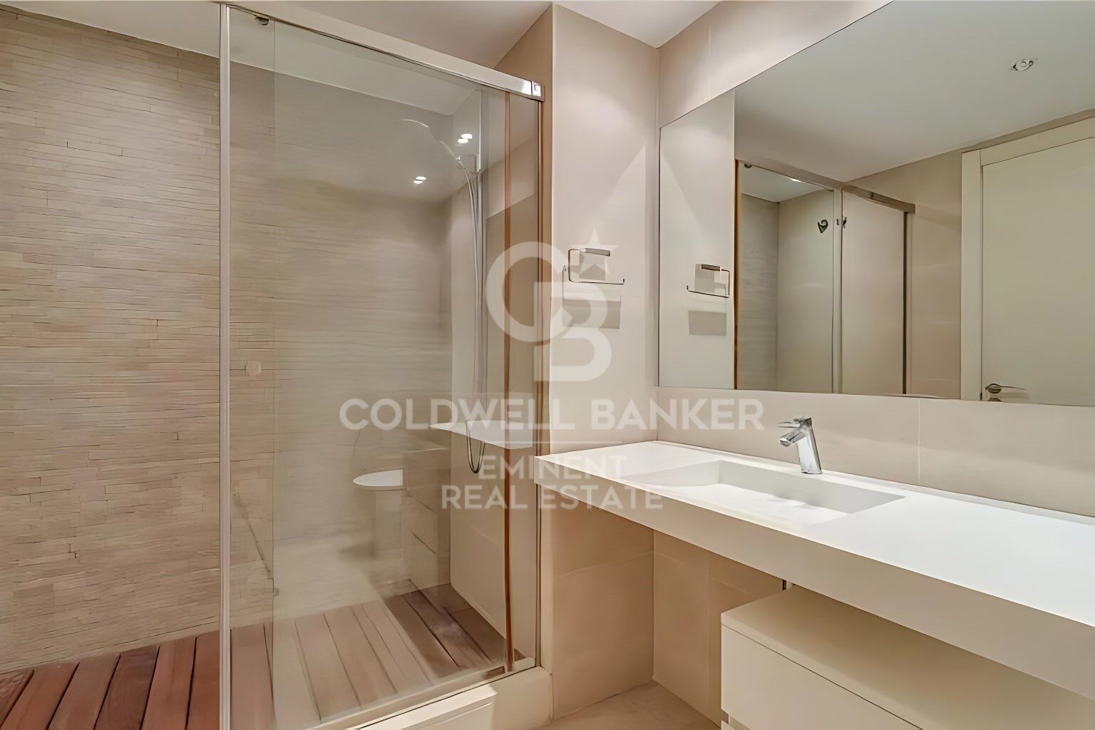 Kattohuoneisto Barcelona, Espanja 3 makuuhuonetta, 205 m2 No. 178625