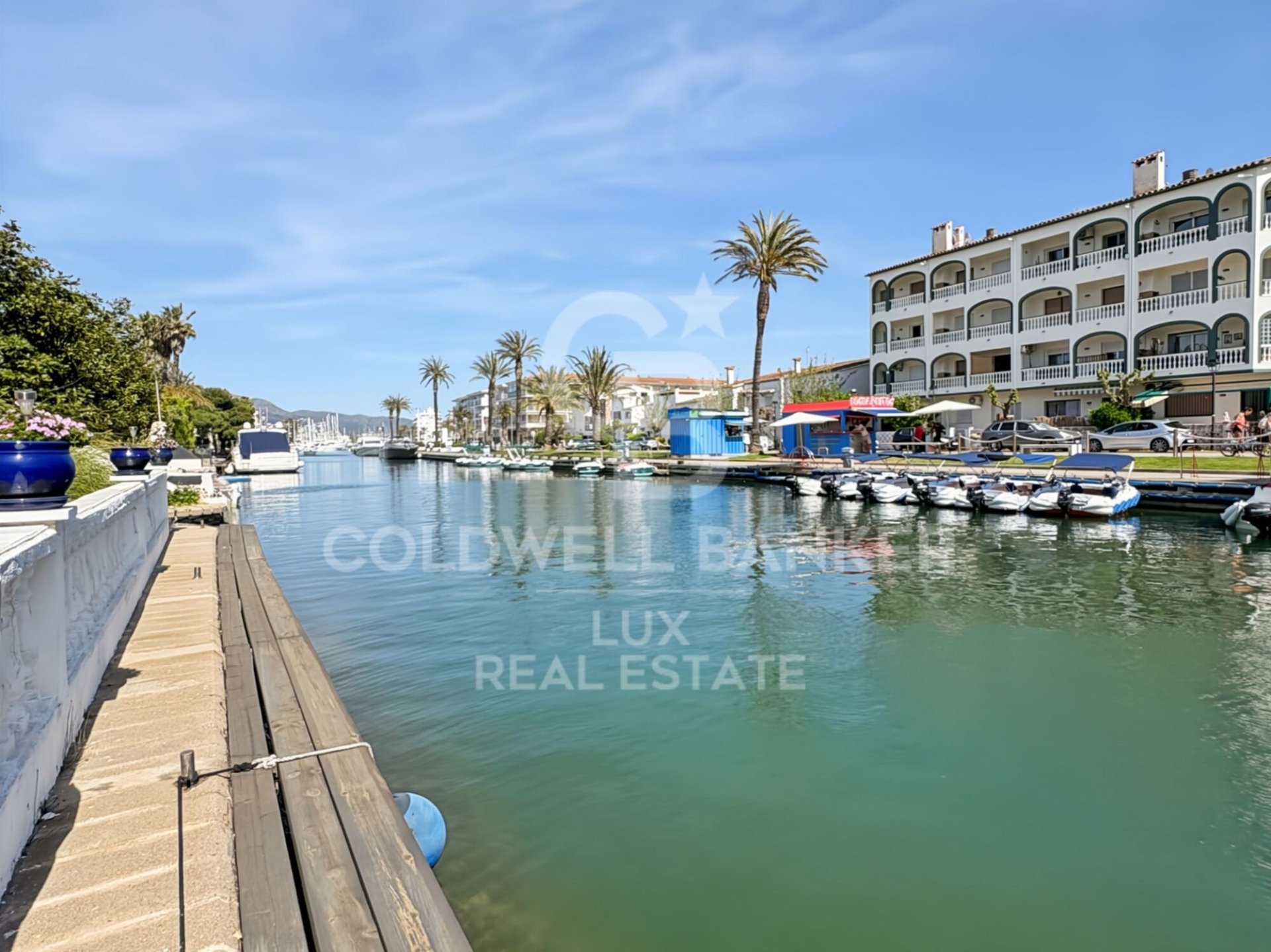 Villa Empuriabrava, Girona, Spānijā 7 istabas, 544 m2 Nr. 178624