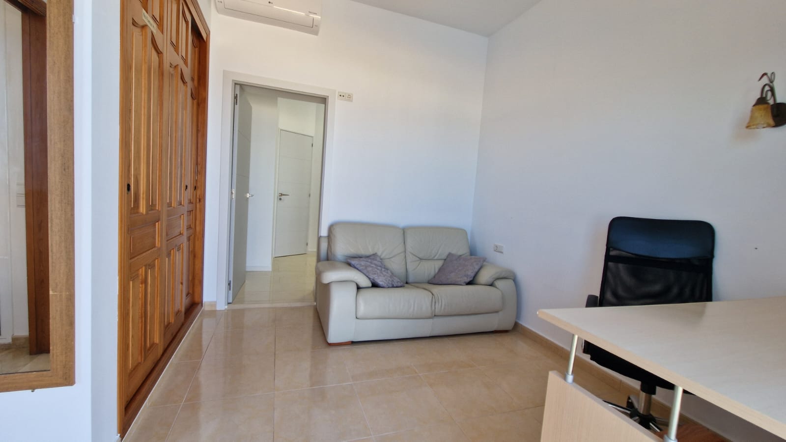 Villa in Benitachell, Alicante, Spain 3 bedrooms, 300 sq.m. No. 133276
