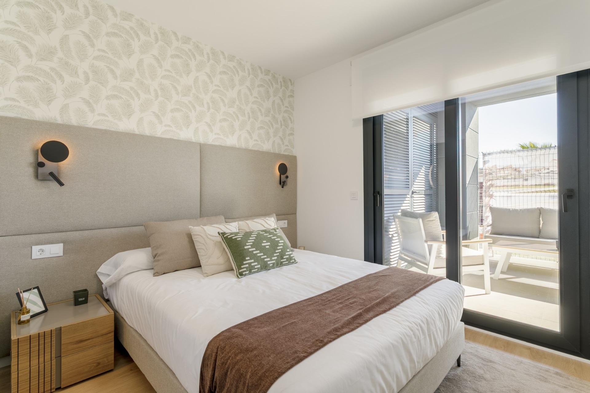 Appartamento a Torrevieja, Alicante, Spagna 2 camere da letto, 65 mq. N° 98327