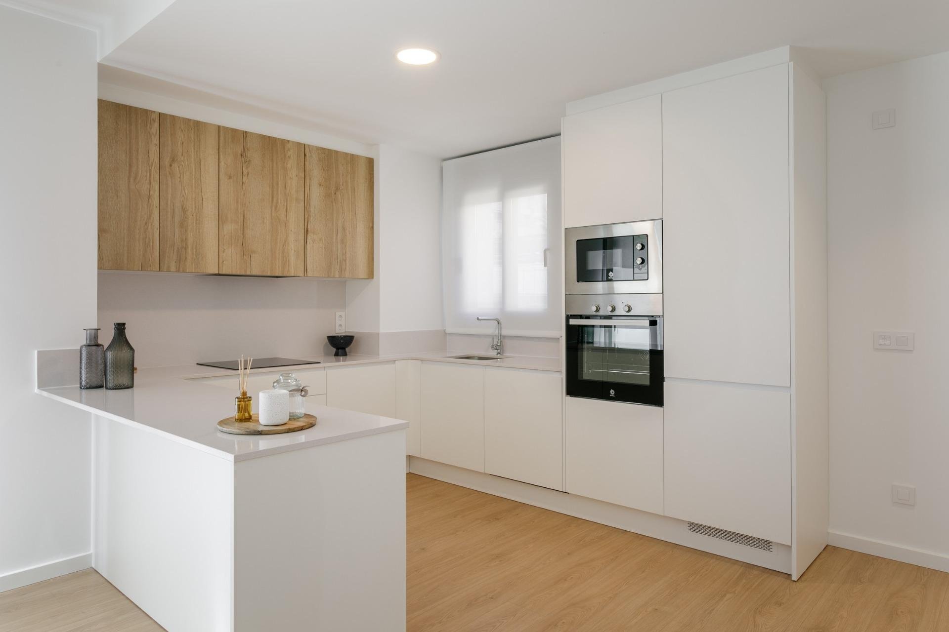 Appartamento a Torrevieja, Alicante, Spagna 2 camere da letto, 65 mq. N° 98327