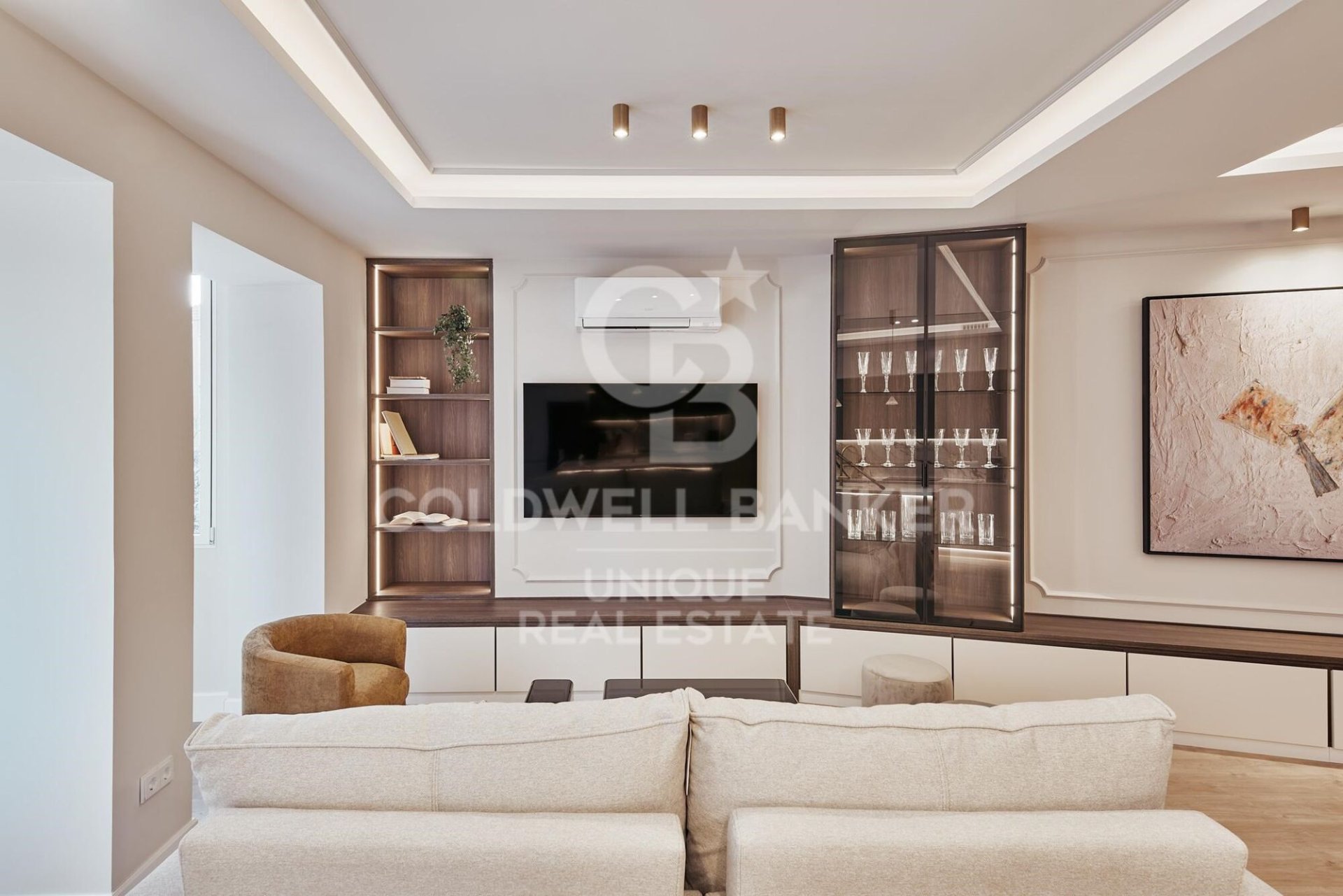 Apartment à Madrid, Espagne 3 chambres, 143 m2 No. 158285