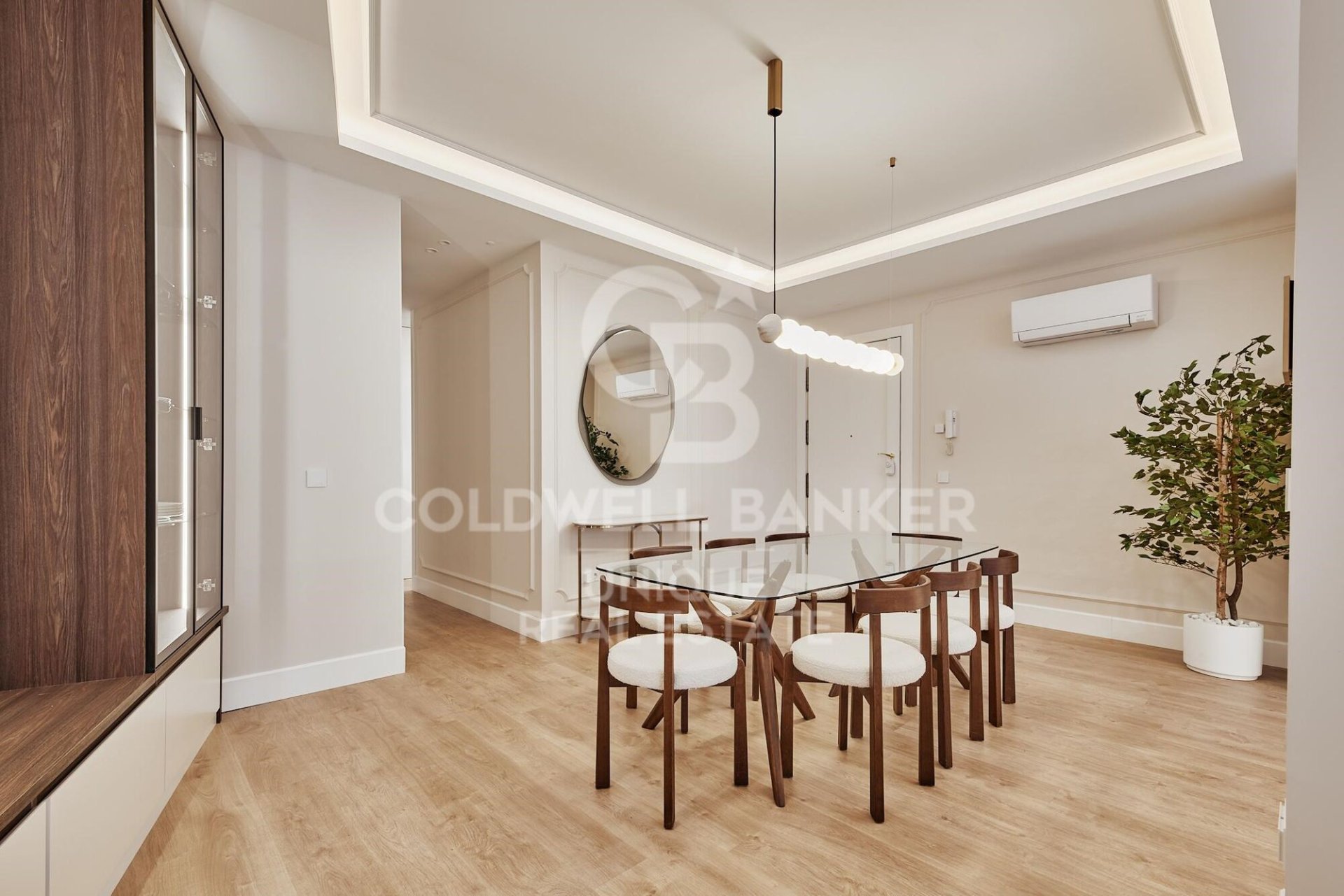 Apartment à Madrid, Espagne 3 chambres, 143 m2 No. 158285
