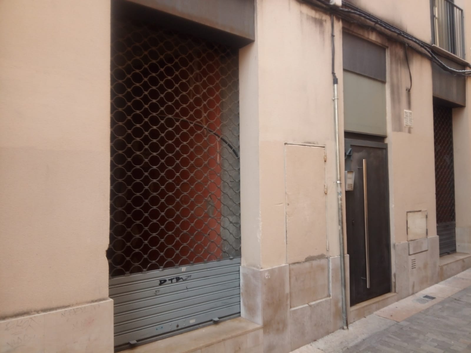 Myymälä Vilanova i la Geltru, Barcelona, Espanja 142 m2 No. 191258