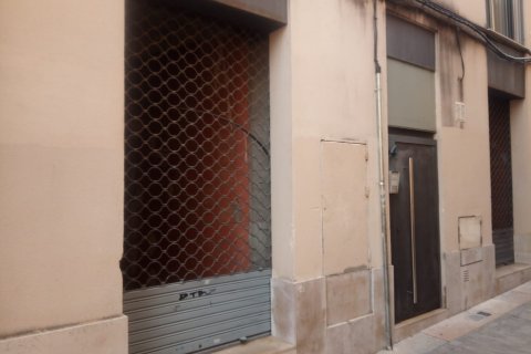Butik i Vilanova i la Geltru, Barcelona, Spanien 142 kvm. Nr. 191258